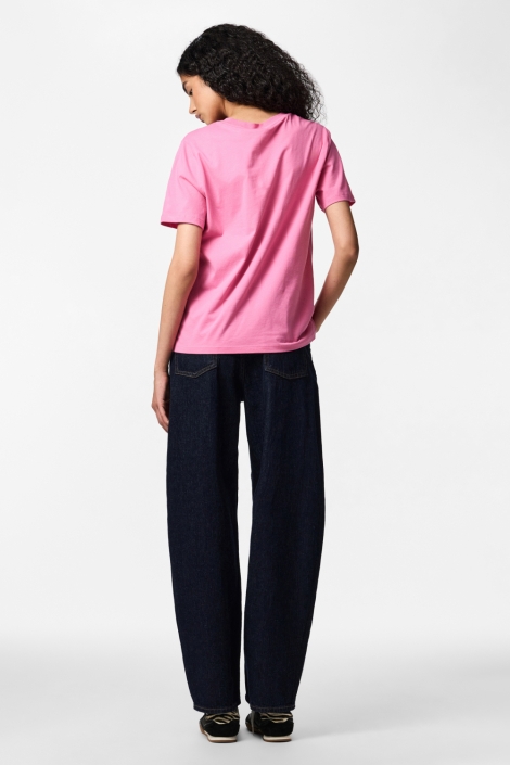 Pieces roze dames t-shirt | Model