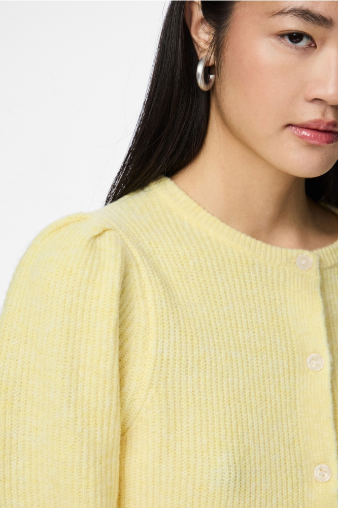 Pieces gele dames vest | Close up