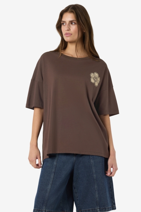 Noisy may bruine dames t-shirt | Model vooraanzicht