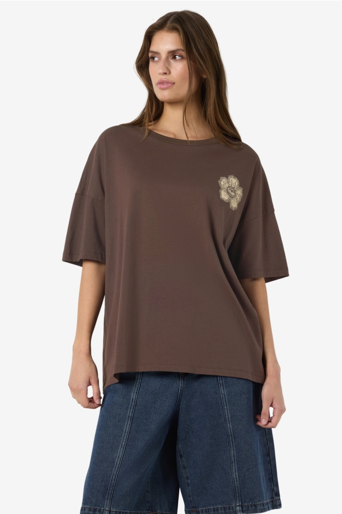 Noisy may bruine dames t-shirt | Model vooraanzicht