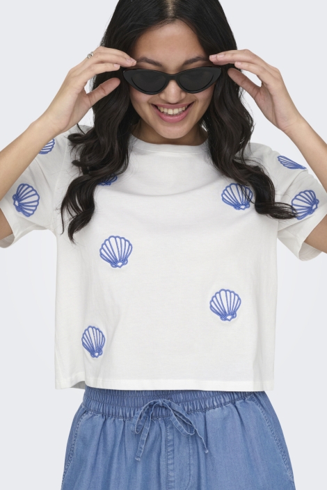 Only witte dames t-shirt | Model vooraanzicht