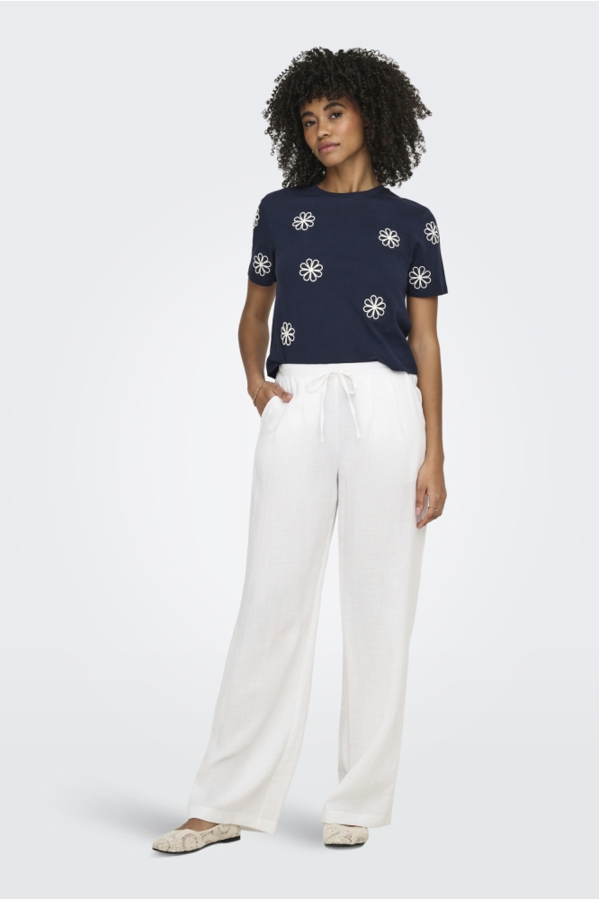 Only blauwe dames t-shirt | Model