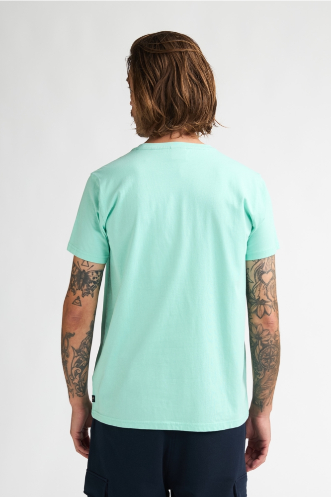 Petrol Industries groene heren t-shirt | Model achteraanzicht