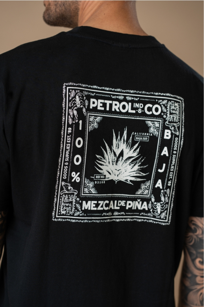 Petrol Industries zwarte heren t-shirt | Close up