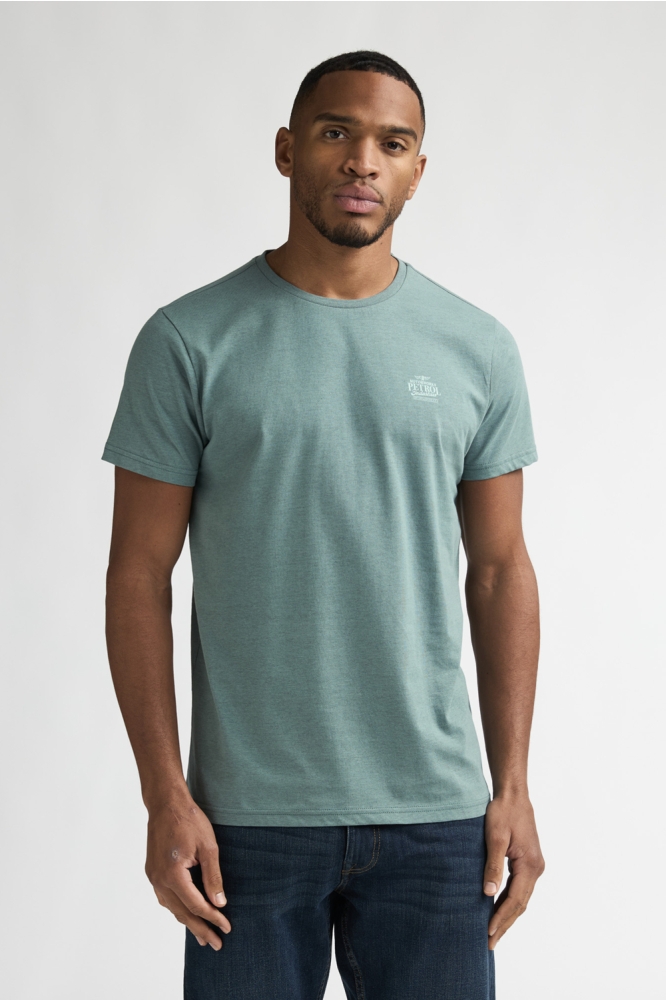 Petrol Industries groene heren t-shirt | Model vooraanzicht