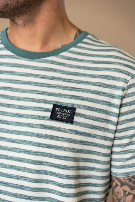 Petrol Industries groene heren t-shirt | Close up