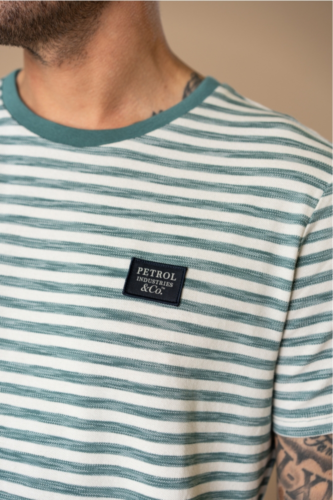 Petrol Industries groene heren t-shirt | Close up