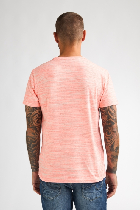 Petrol Industries oranje heren t-shirt | Model achteraanzicht