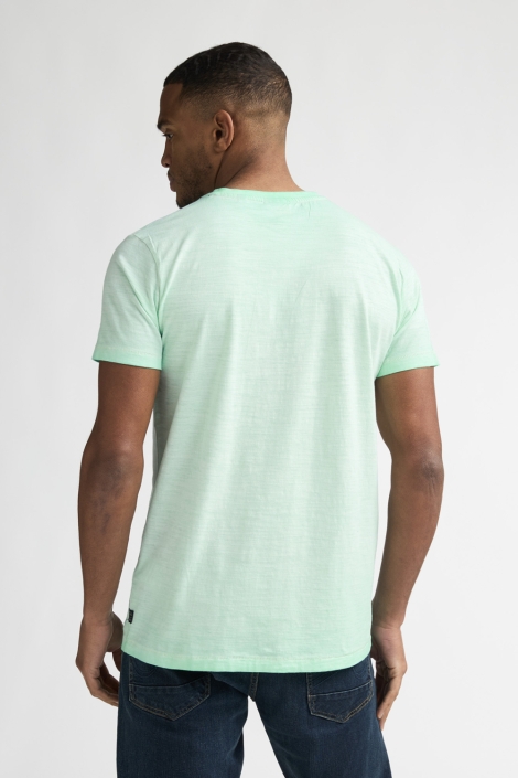 Petrol Industries groene heren t-shirt | Model achteraanzicht
