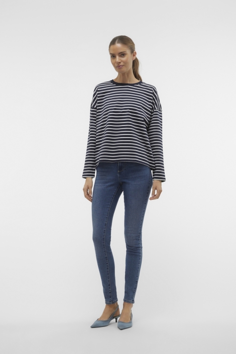 Vero Moda blauwe dames t-shirt | Model