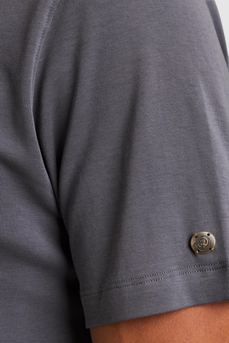 Cast Iron blauwe heren t-shirt | Close up