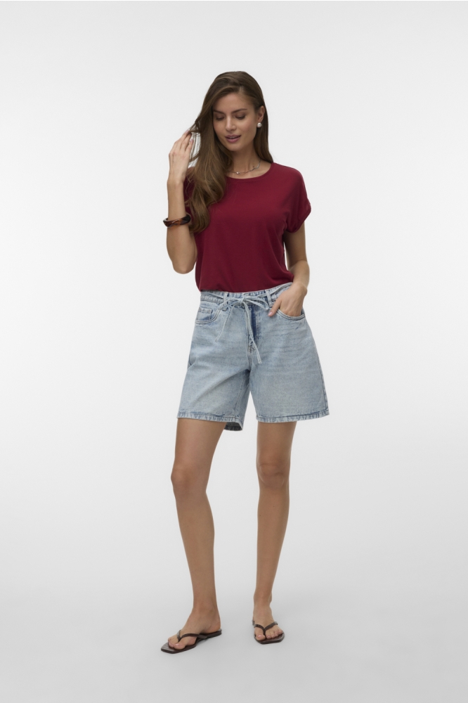 Vero Moda rode dames t-shirt | Model
