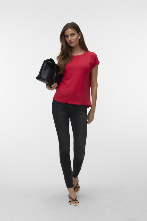 Vero Moda rode dames t-shirt | Model