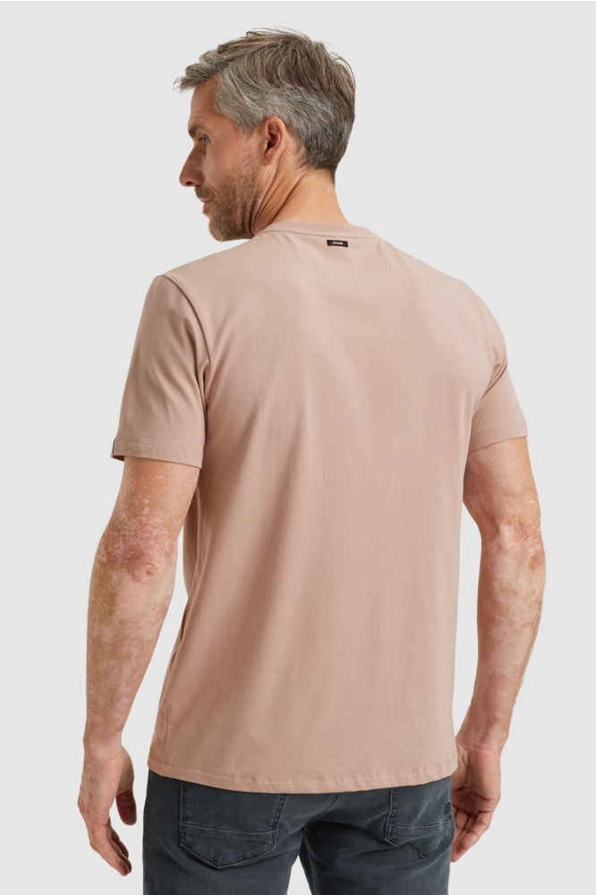 Vanguard roze heren t-shirt | Model achteraanzicht