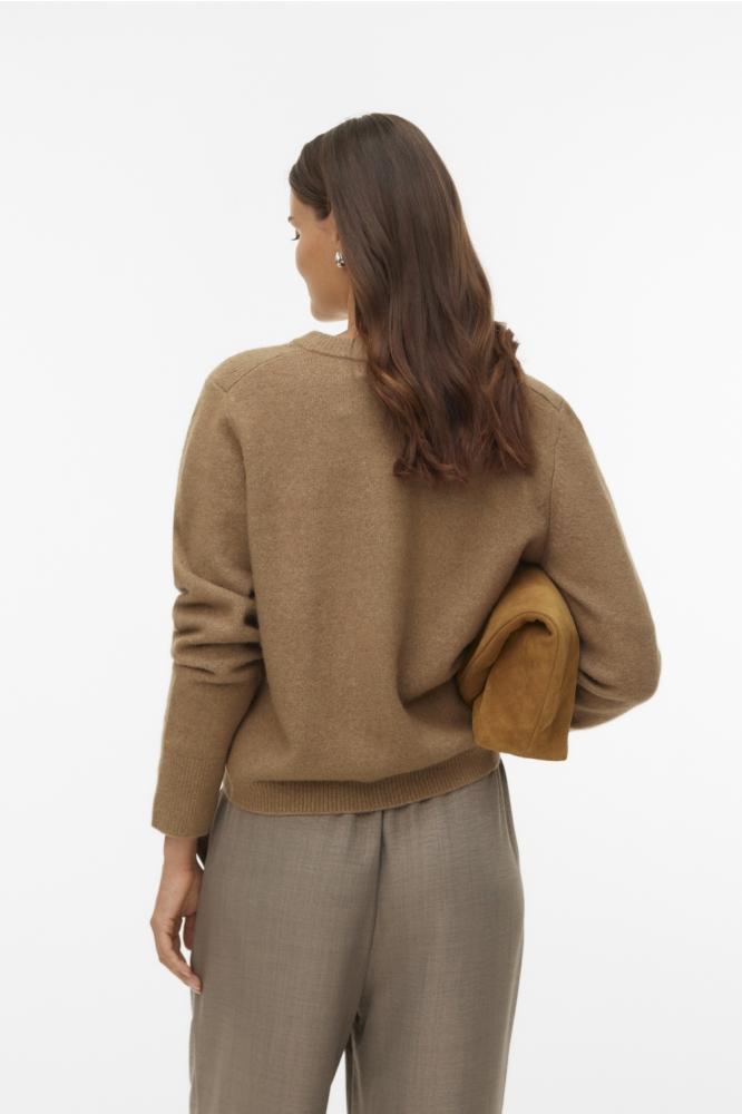 Vero Moda camel dames vest | Model achteraanzicht