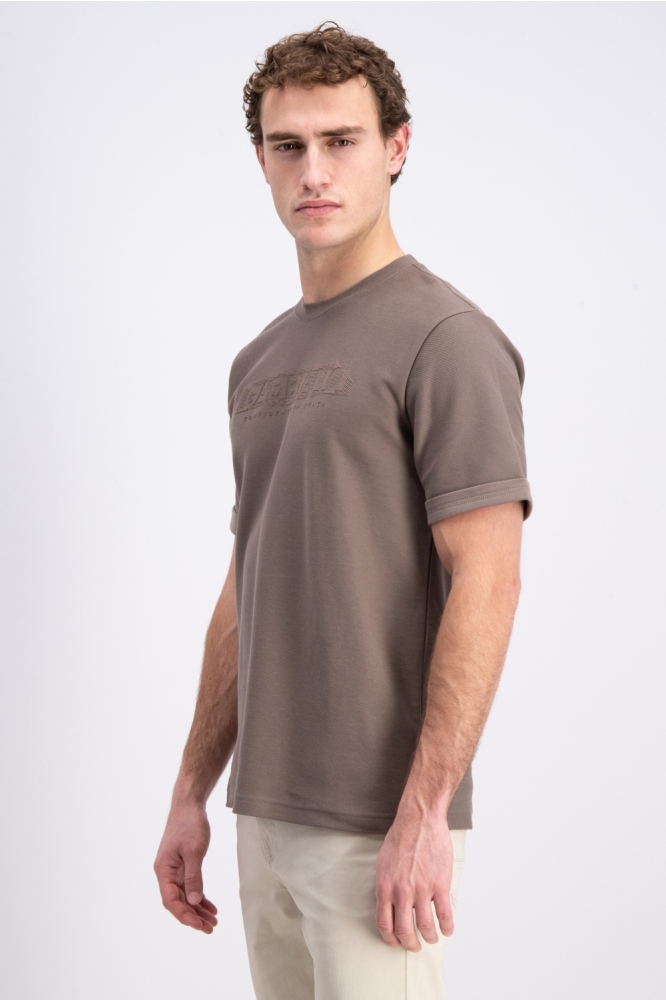 Gabbiano bruine heren t-shirt | Model zijaanzicht