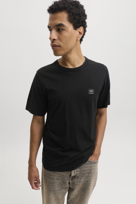 Jack & Jones zwarte heren t-shirt | Model vooraanzicht