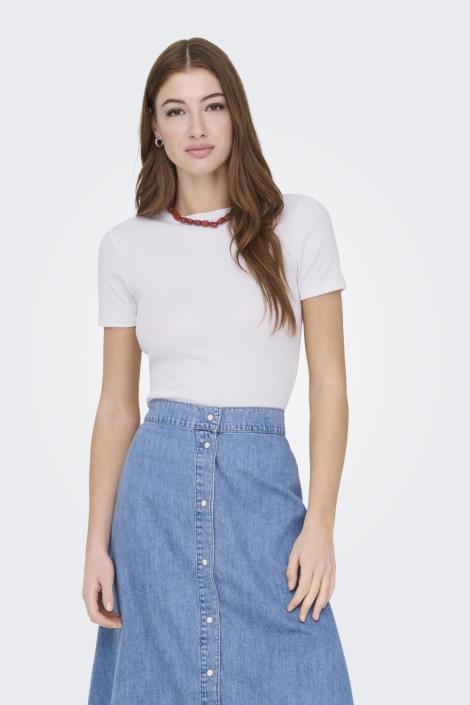 Only witte dames t-shirt | Model vooraanzicht