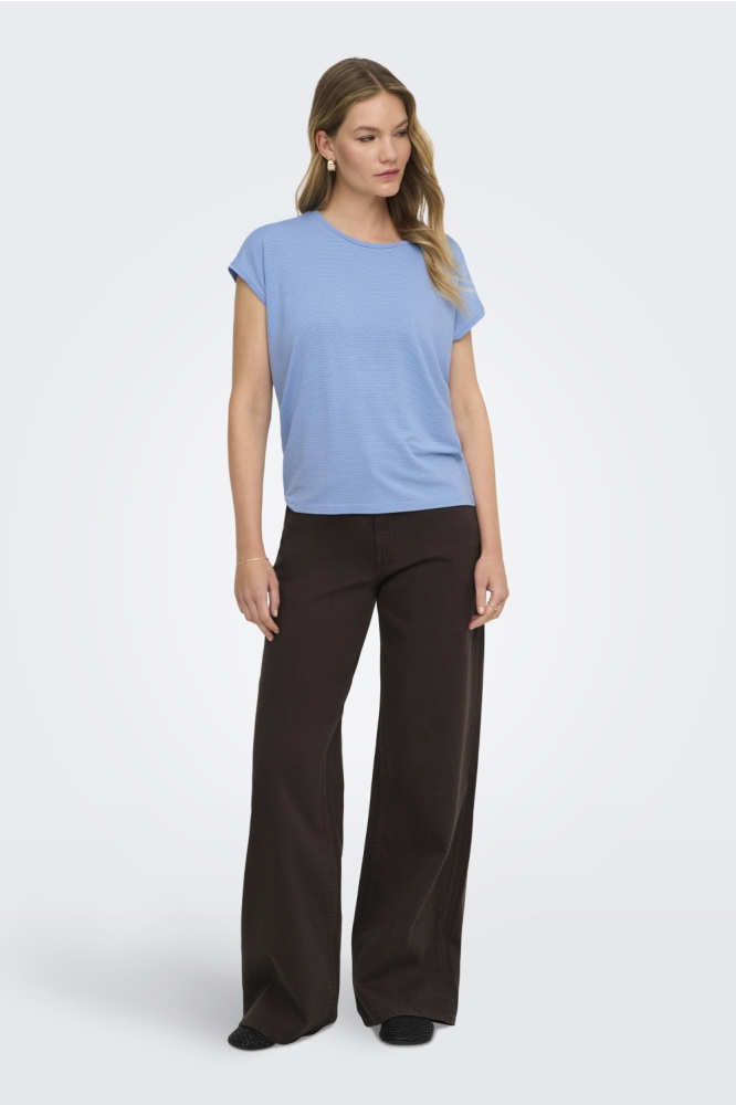 Only blauwe dames t-shirt | Model