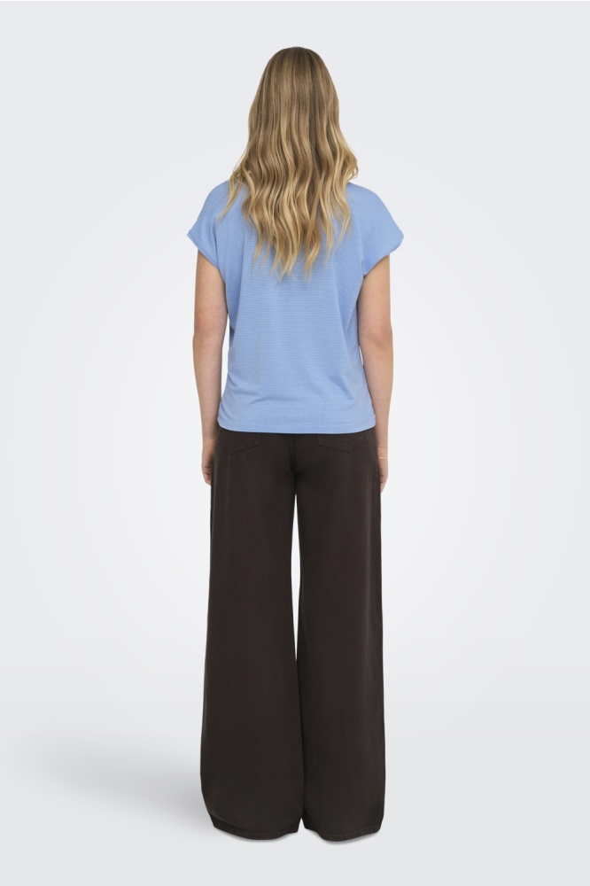 Only blauwe dames t-shirt | Model