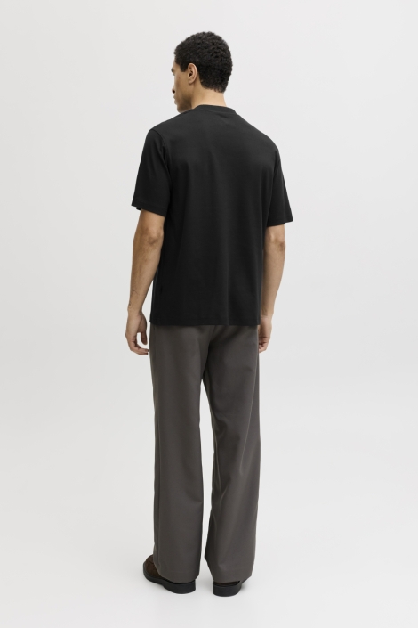 Jack & Jones zwarte heren t-shirt | Model