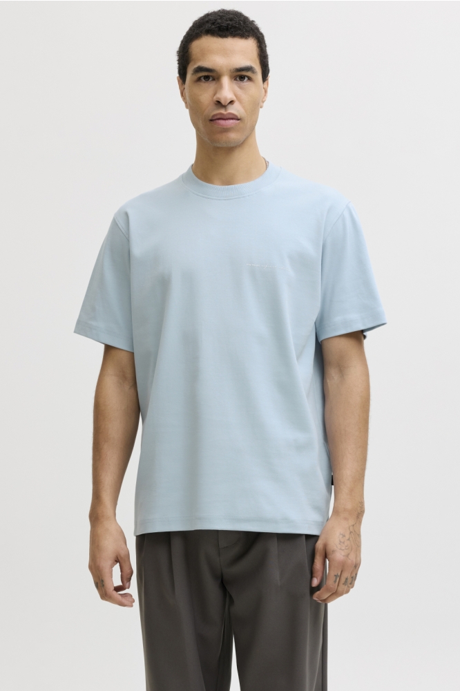 Jack & Jones blauwe heren t-shirt | Model vooraanzicht