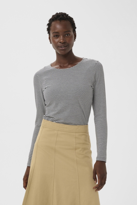 Part Two blauwe dames t-shirt | Model vooraanzicht