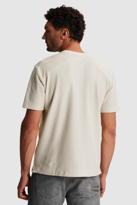 Cast Iron ecru heren t-shirt | Model achteraanzicht