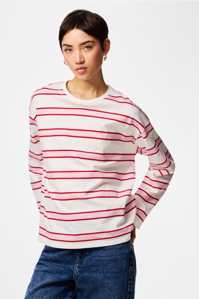 Pieces roze dames t-shirt | Model