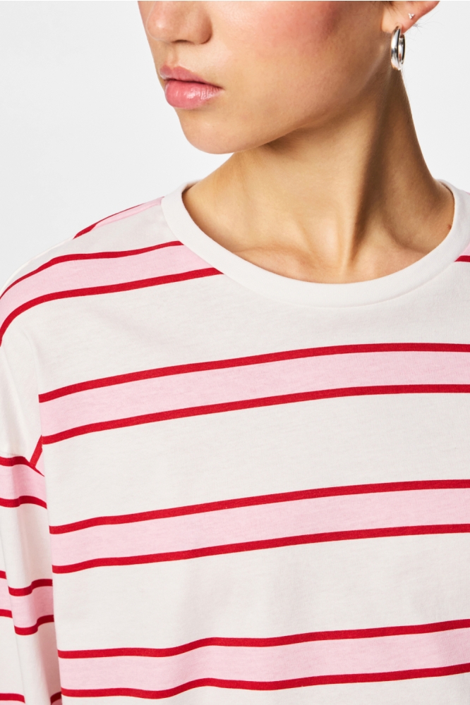 Pieces roze dames t-shirt | Close up