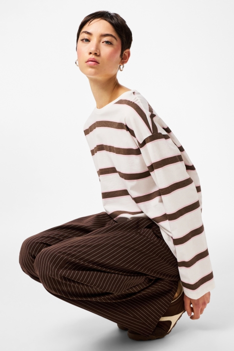 Pieces bruine dames t-shirt | Model