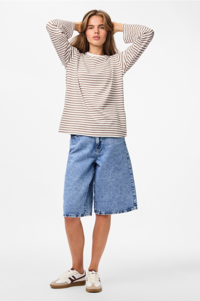 Pieces beige dames t-shirt | Model