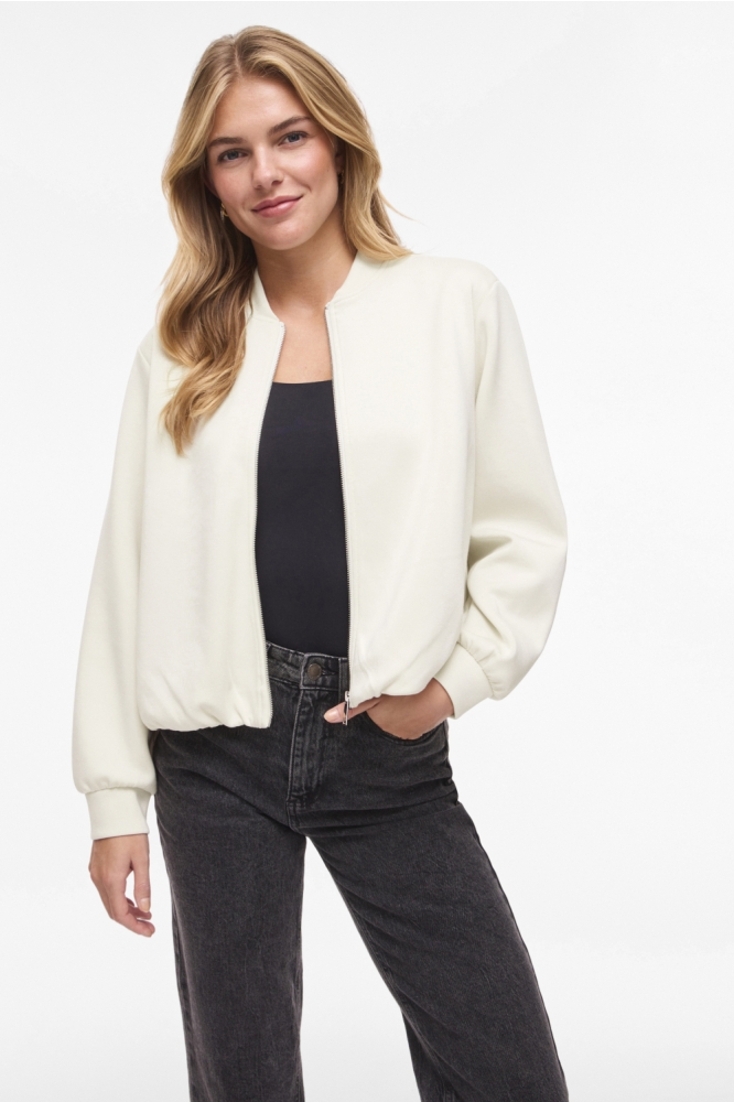 Vila ecru dames vest | Model vooraanzicht