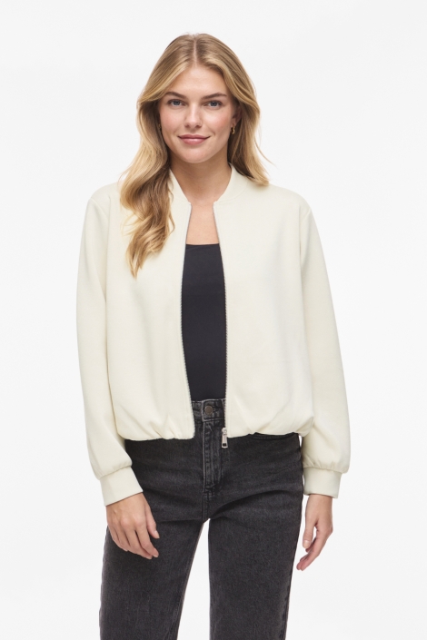 Vila ecru dames vest | Model vooraanzicht