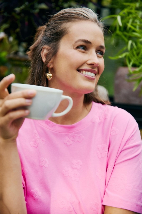 Freequent roze dames t-shirt | Sfeerbeeld, In situatie
