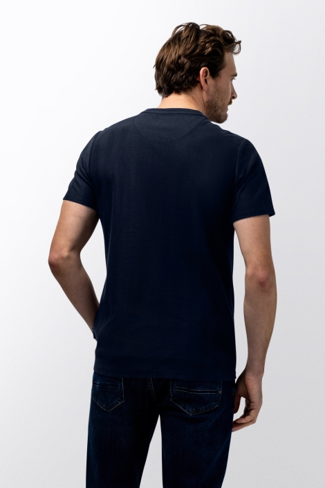 State of Art blauwe heren t-shirt | Model achteraanzicht