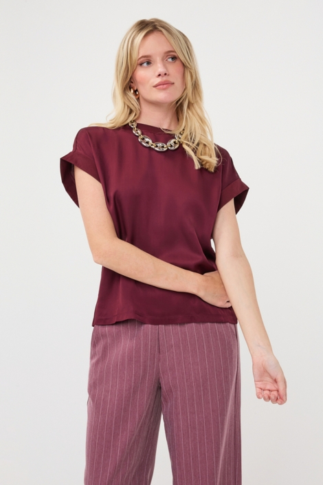 EsQualo bordeaux dames t-shirt | Model vooraanzicht