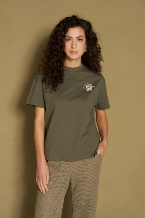 Lofty Manner groene dames t-shirt | Model vooraanzicht