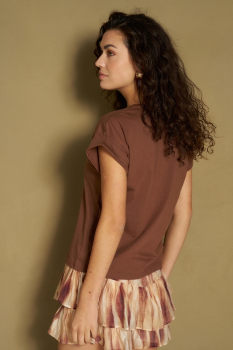Lofty Manner bruine dames t-shirt | Model achteraanzicht
