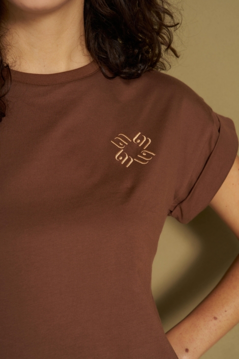 Lofty Manner bruine dames t-shirt | Close up