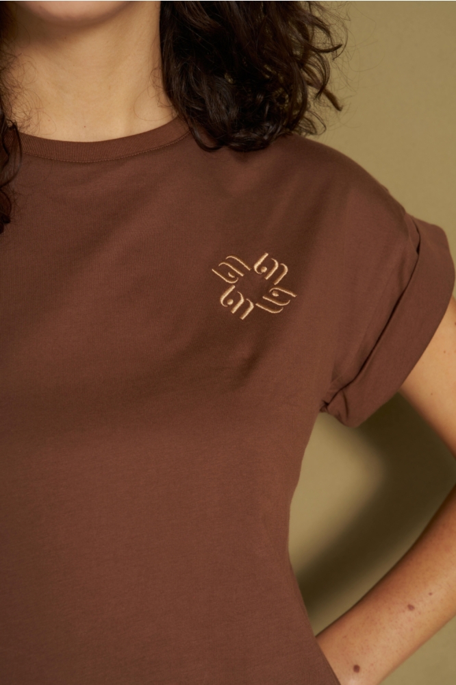 Lofty Manner bruine dames t-shirt | Close up