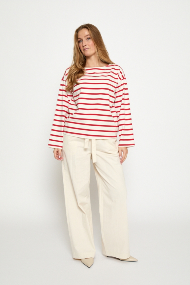 Peppercorn ecru dames t-shirt | Model