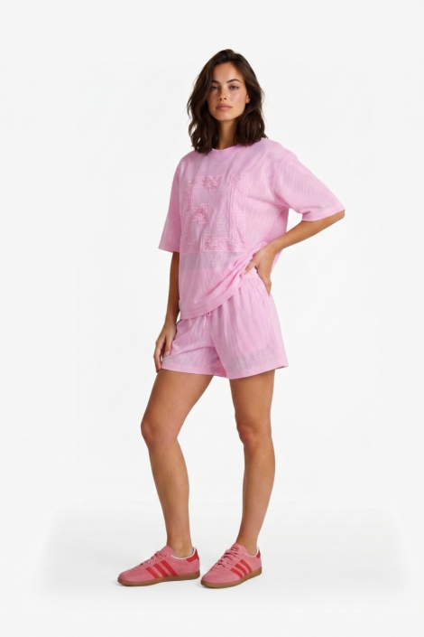 Fluresk roze dames t-shirt | Model zijaanzicht