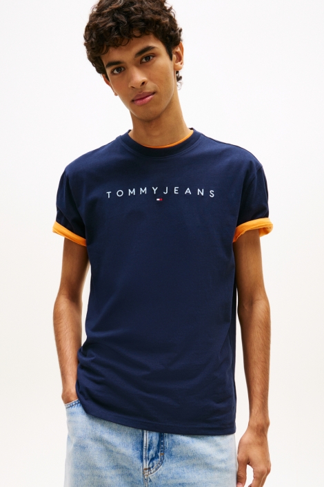 Tommy Jeans blauwe heren t-shirt | Model vooraanzicht