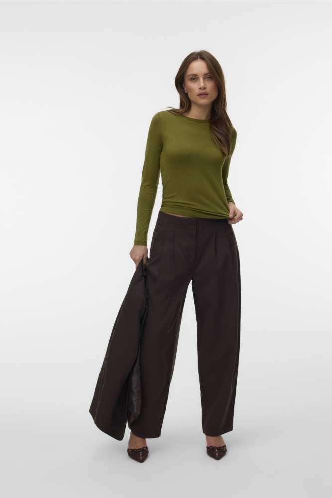Vero Moda groene dames t-shirt | Model