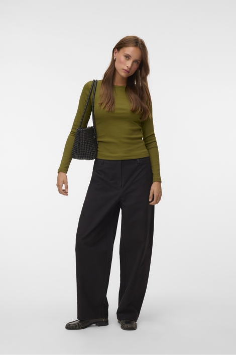 Vero Moda groene dames t-shirt | Model
