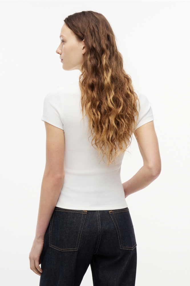 Tommy Jeans witte dames t-shirt | Model achteraanzicht