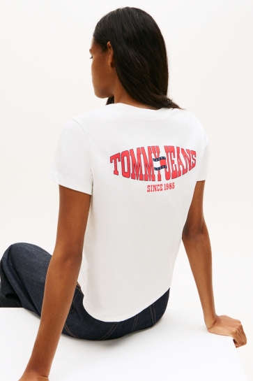 Tommy Jeans T-shirt JERSEY T SHIRT MET WAPPERENDE VLAG EN LOGO DW0DW22274 YBL ECRU