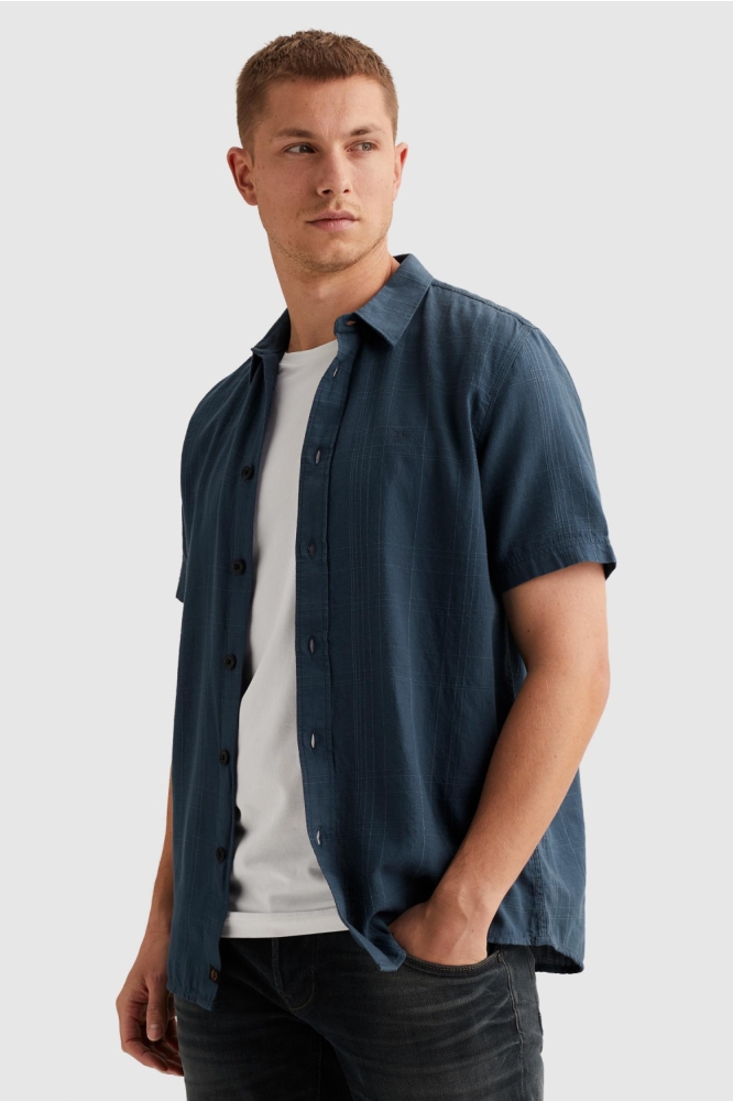 PME legend blauwe heren overhemd | Model zijaanzicht