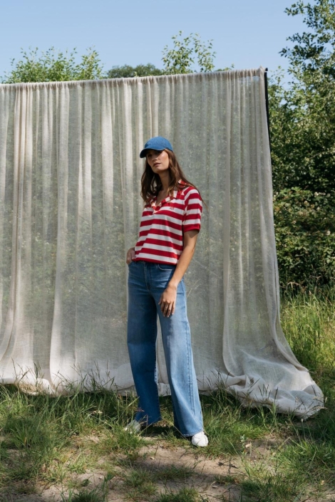 Maicazz rode dames t-shirt | Sfeerbeeld, In situatie